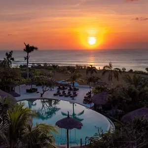 4* Resort La Joya Balangan